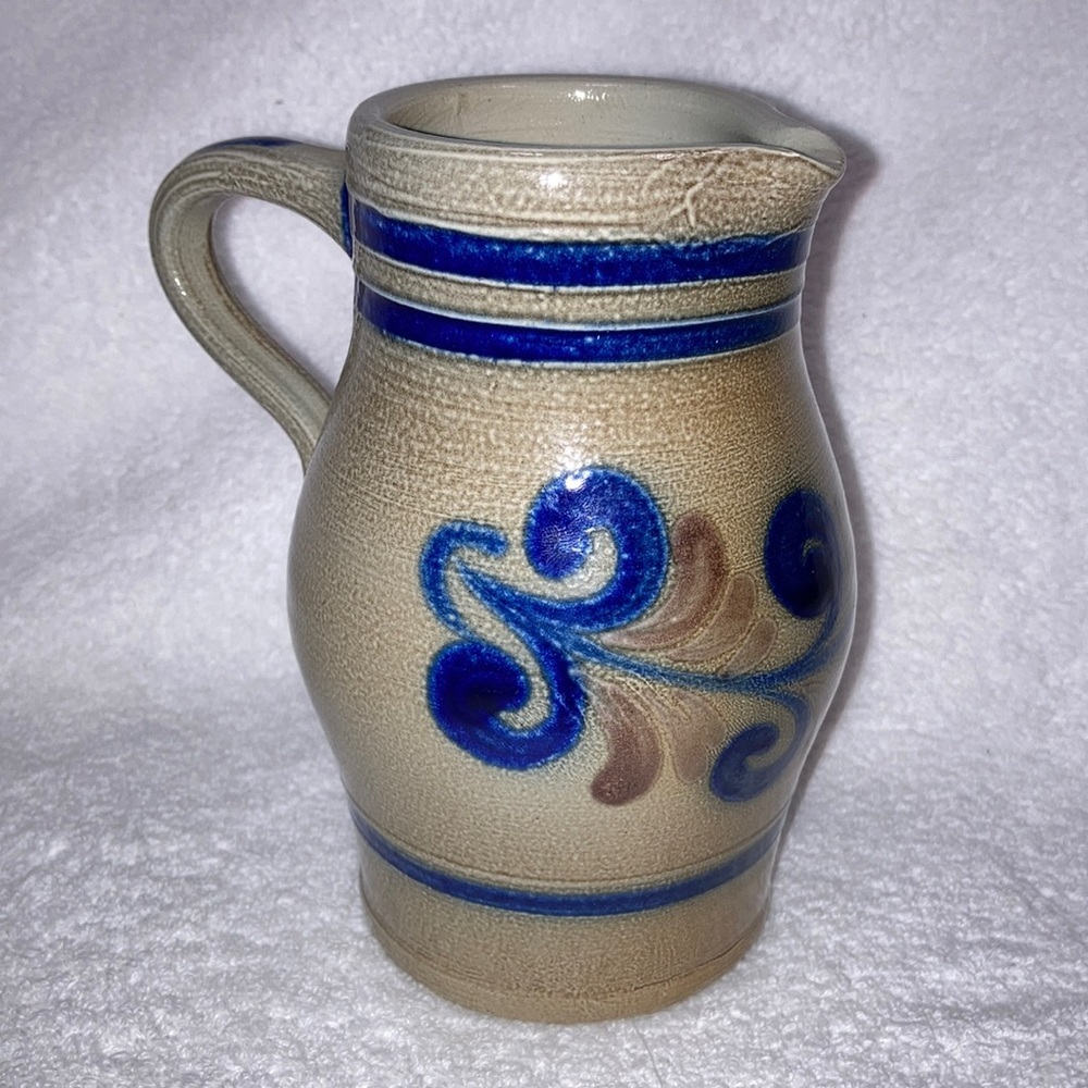 Vintage goebel salt glazed pitcher 1/2L